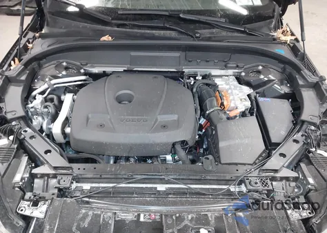 2026 Volvo Xc60 Plug-In Hybrid Plus, T8 Awd Electric/Gasoline, Dark from USA, damaged, VIN YV4H60RC0T1287401